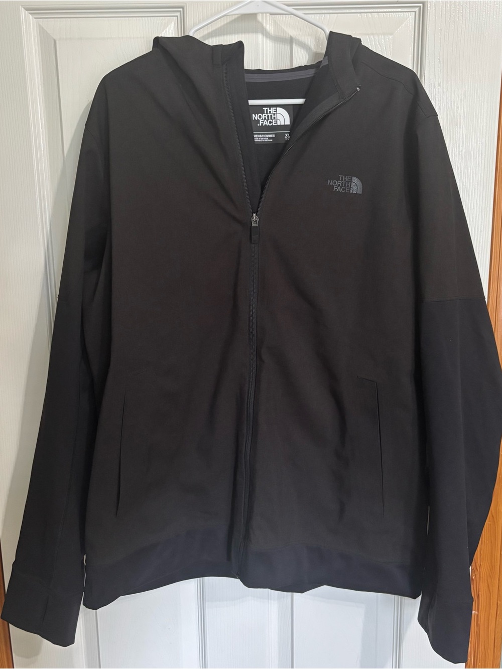 The North Face Men’s Black Full-Zip Hooded Jacket XL